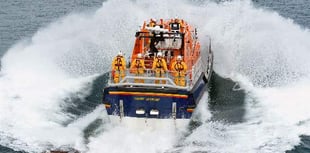 Lifeboat in medevac from Caldey Island