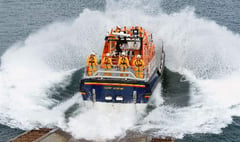Lifeboat in medevac from Caldey Island
