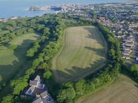 Councillors seek ‘local housing needs’ policy for Tenby’s Brynhir development