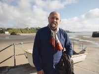 Tenby TV star pens poem to help promote National Park's 'tread lightly' message