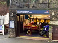 Tenby crew rescue beach-goers cut off by the tide