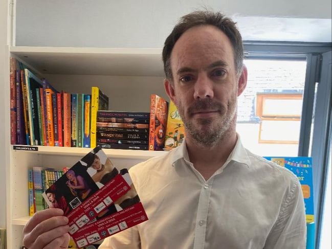 Daniel Sheen, Narberth Museum, with tickets to Viva la Diva