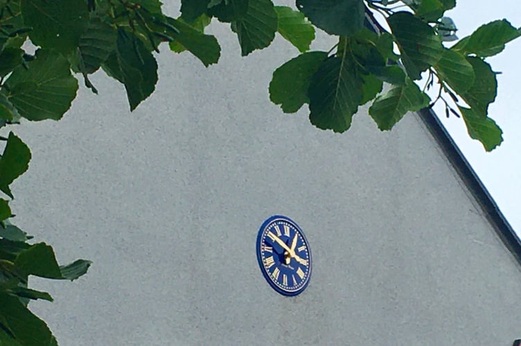 The clock thanks former trustees for their time.