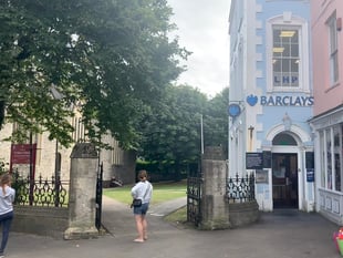 Call for Barclays to reopen local branches