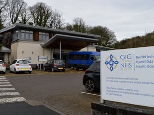 Keep A&E for emergencies as medical services under pressure