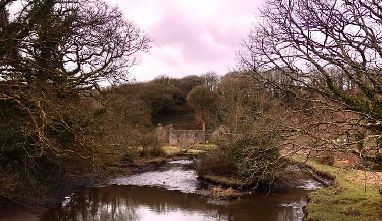 Cresswell Castle, Pembrokeshire