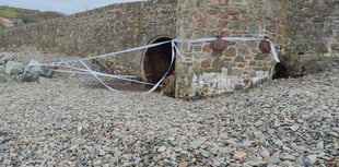 Oil pollution at Broad Haven
