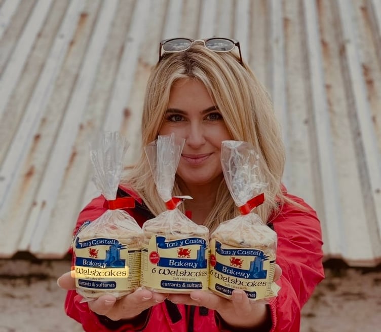 Vanessa Mear, Tan Y Castell