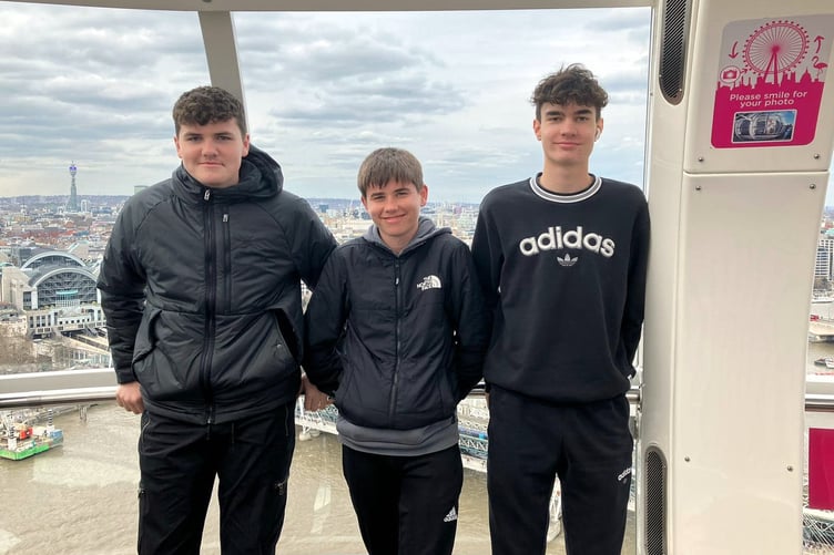 Tenby Greenhill pupils in London