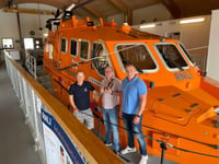 RNLI crew receives generous donation from St Davids Gin and Kitchen