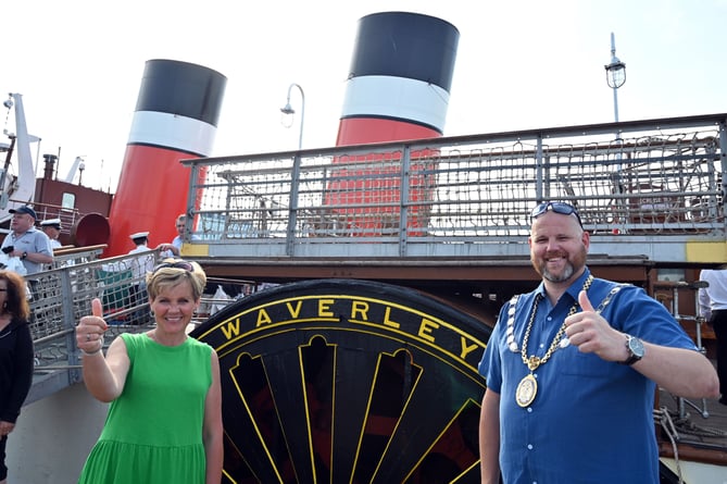 A thumbs-up for the Waverley Paddle Steamer from Councillor Sam-Skyme Blackhall and Tenby Mayor Dai Morgan.