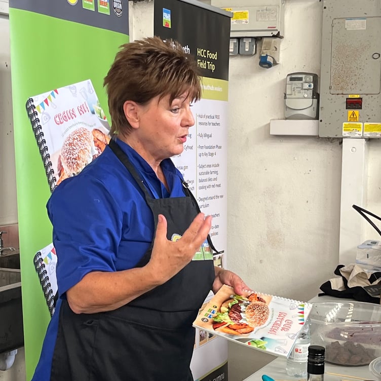 Elwen Roberts, Hybu Cig Cymru doing cookery demos
