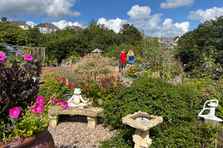 Saundersfoot in Bloom judging in progress
