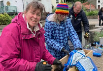 Roots to Recovery volunteers create herb planters for all at Pembroke