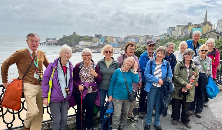 Steadies at the approach to North Beach, Tenby