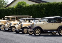  JJ McHugh Wedding Cars
