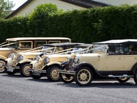  JJ McHugh Wedding Cars
