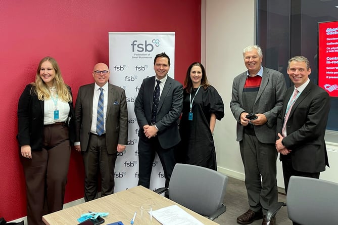 Gwyneth Sweatman (FSB), Paul Davies MS, Ben Francis (FSB), Rhian Elston (Development Bank of Wales), Professor Max Munday (Development Bank of Wales), Ben Cottam (FSB).
