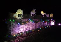 Tenby friends de-lighted with Cardiff Christmas day trip