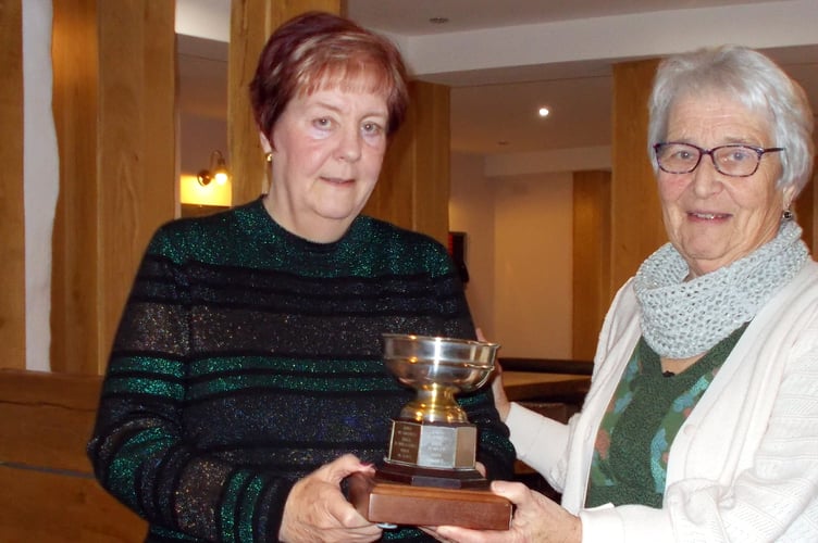 Jayne Smith Receiving the Rosebowl Competitions Cup from the President Margaret Luff.