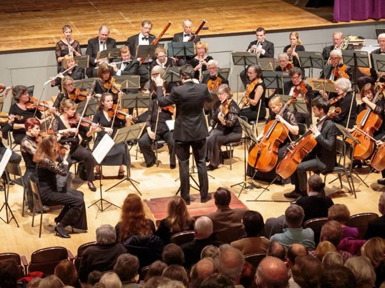 Orchestra - Symphonica Tywi we assume.