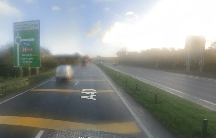 A40 eastbound near Carmarthen