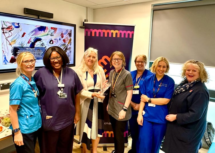 Hywel Dda maternity team awarded the 2024 CNO and RCM Wales Quality Improvement award