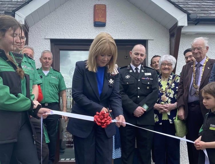 Miss Sara Edwards, His Majesty's Lord Lieutenant of Dyfed, officially reopening the building.