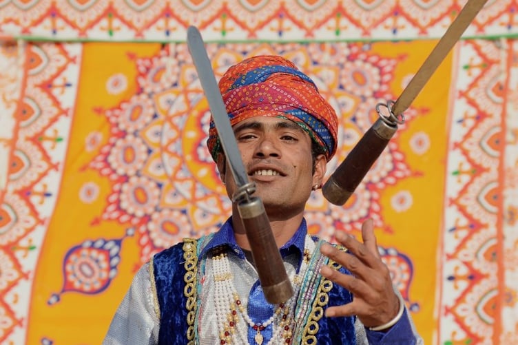 Circus Raj performer