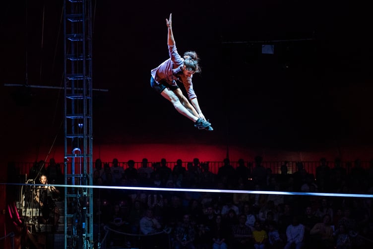 No Fit State Circus - Sabotage