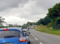 Stuck on red on the A477