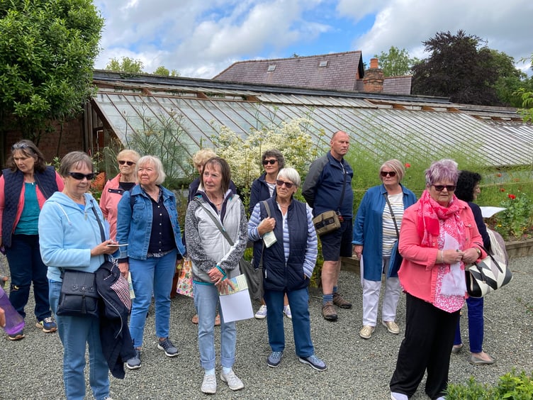 Tenby area Travelarts group at Llysdinam Gardens.