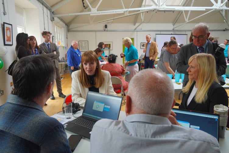 Angela Rayner - Path visit