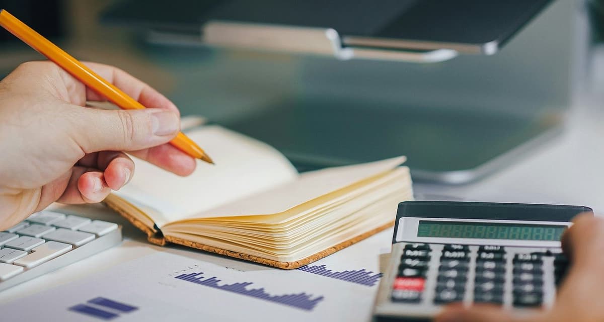 Personal finance expert warns of looming SelfAssessment tax return