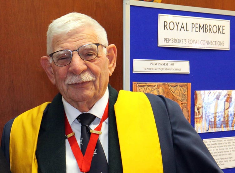 Pembroke Gild of Freemen Master Cllr Dennis Evans