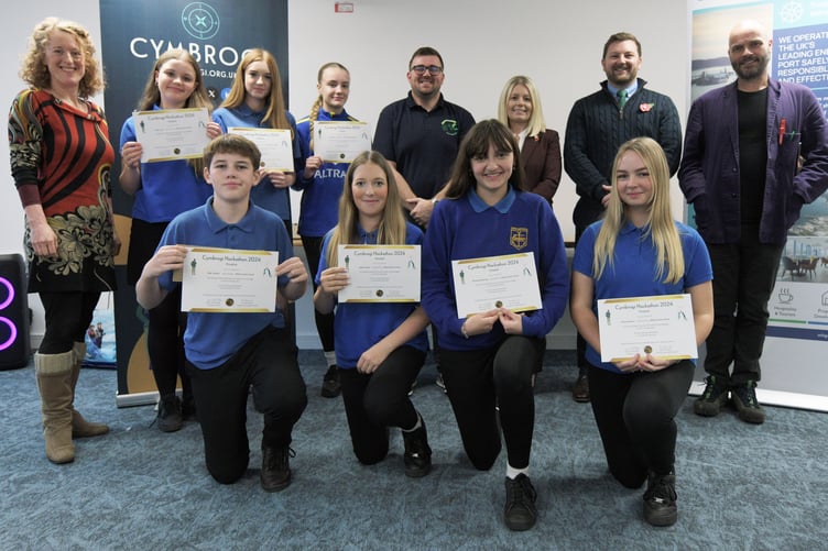 Liza Lort-Phillips, Sean Gallagher, Anna Malloy and Samuel Kurtz MS with representatives from Milford Haven School