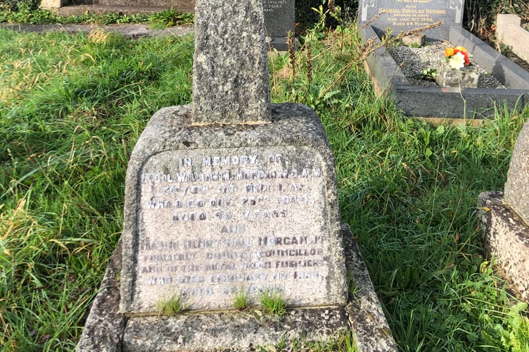 Billy Morgan’s grave at Jeffreyston Church
