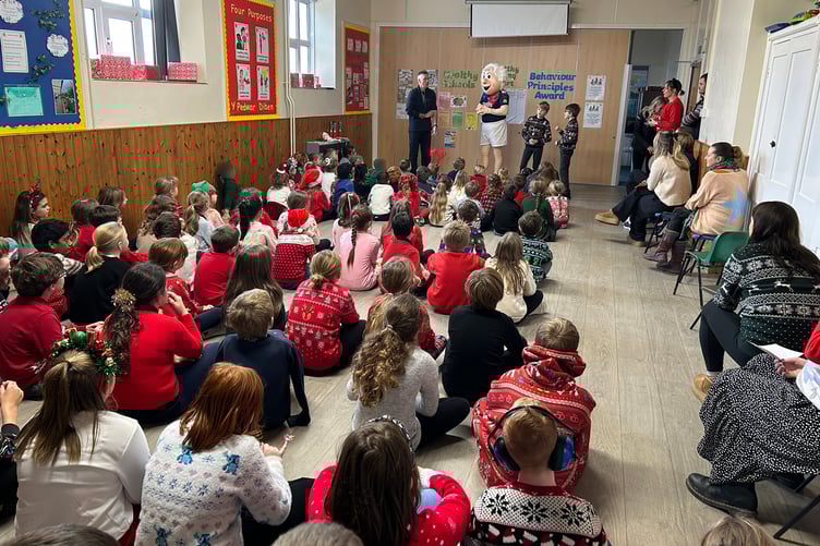 Charlie Shivers visiting Templeton Primary School
