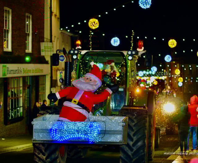 PHOTO REEL: Pembrokeshire Illuminated Tractor Run