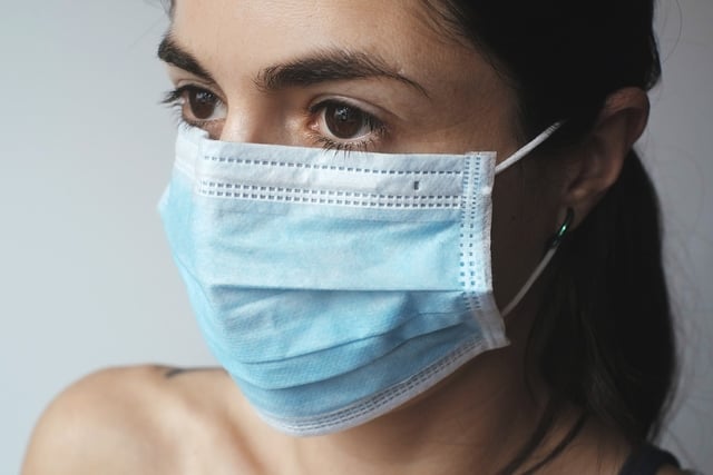 Mask wearing requirements stood down by Hywel Dda