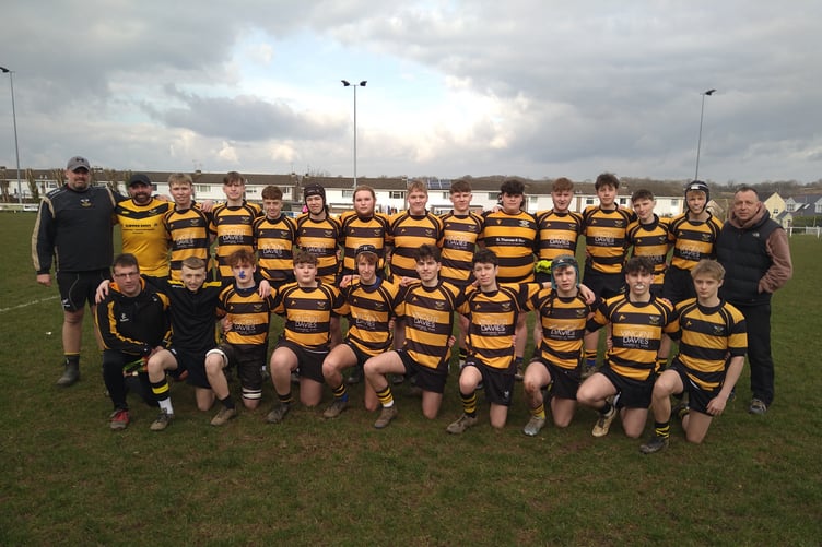 Llangwm’s U17s team