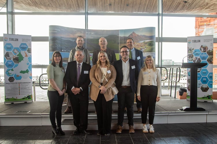 Bringing Wales’ landscapes to life in the classroom – Educators and representatives from Wales’ Designated Landscapes gather at the Senedd for the launch of Tirlun, a new bilingual learning resource designed to inspire the next generation of outdoor explorers.