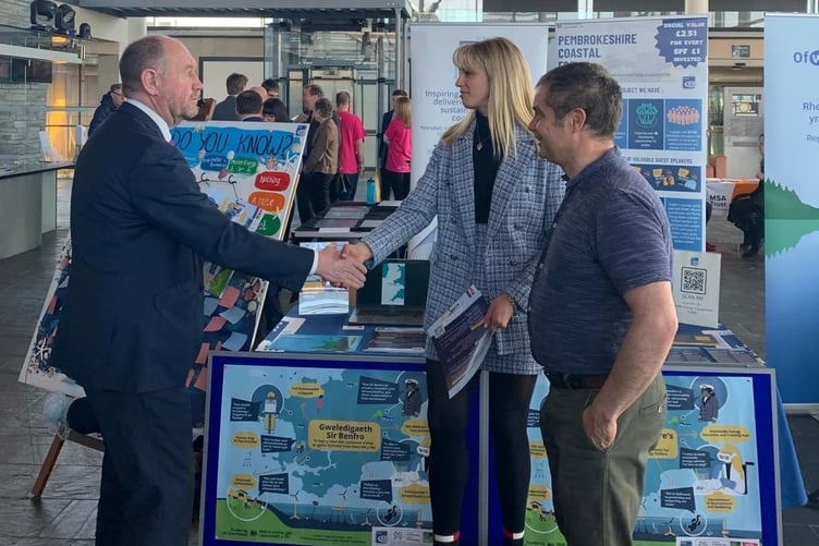 Cefin Campbell visiting the MEEP stand