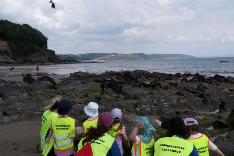 Saundersfoot children on their sponsored toddle