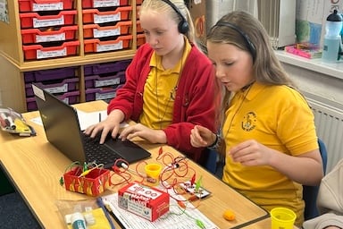 TechTastic coding with Lamphey primary school