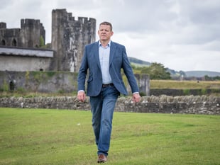 Plaid Cymru offers "new leadership for Wales"