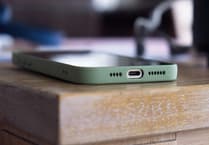 Paul Davies opposes Digital ID scheme