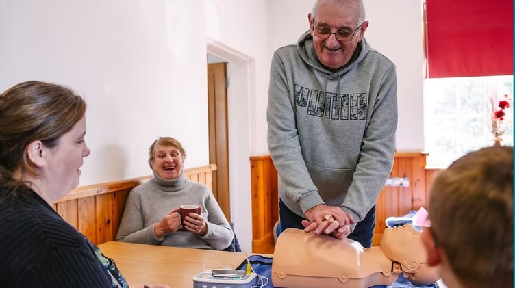 First aid - CPR - life support