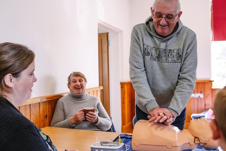 First aid - CPR - life support