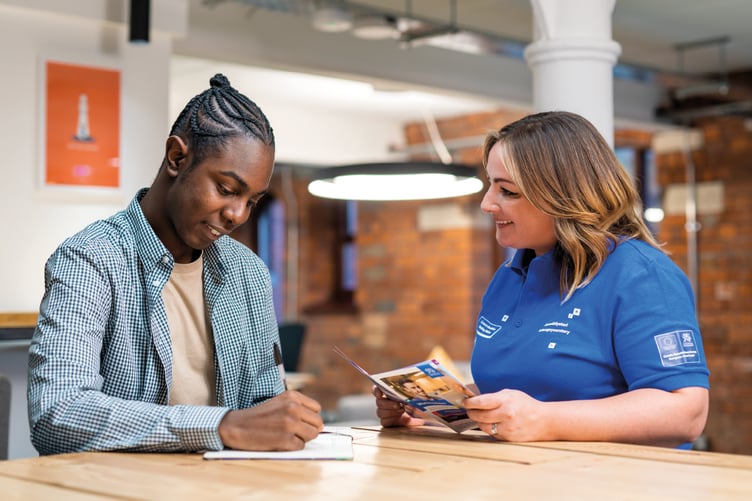 WW careers adviser with a customer